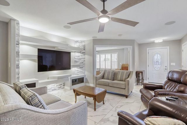 10810 W SARABANDE Circle, Sun City, AZ 85351