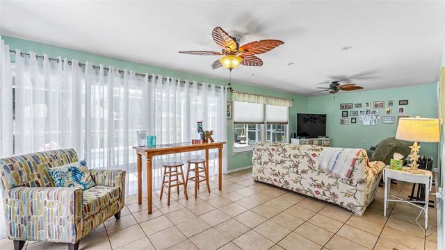 422 WILLOW RUN, Lakeland, FL 33813