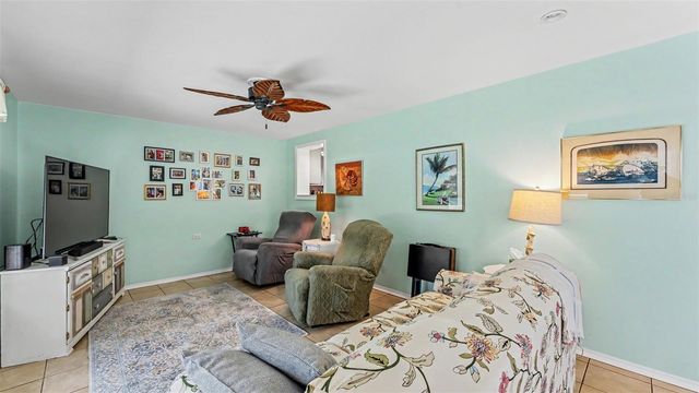 422 WILLOW RUN, Lakeland, FL 33813
