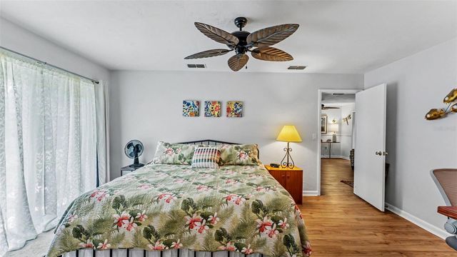 422 WILLOW RUN, Lakeland, FL 33813