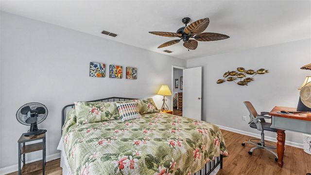 422 WILLOW RUN, Lakeland, FL 33813