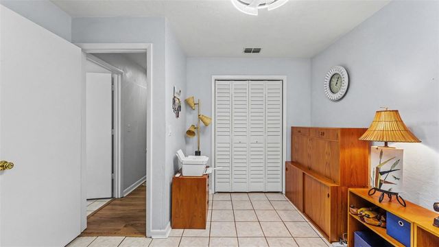 422 WILLOW RUN, Lakeland, FL 33813