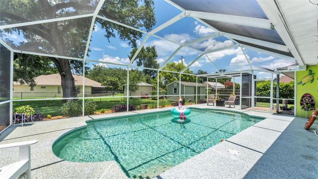 422 WILLOW RUN, Lakeland, FL 33813