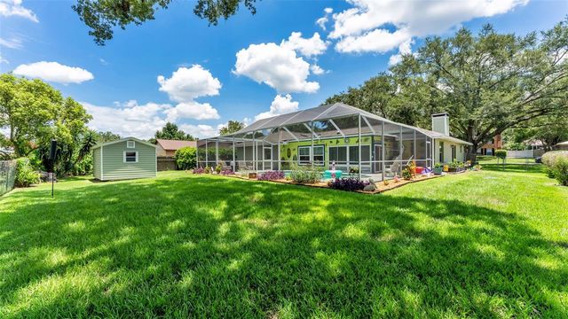 422 WILLOW RUN, Lakeland, FL 33813
