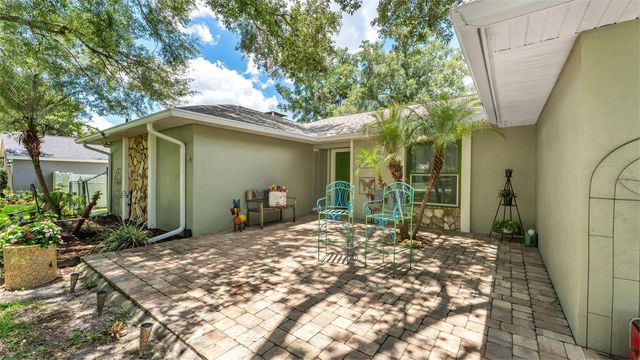 422 WILLOW RUN, Lakeland, FL 33813