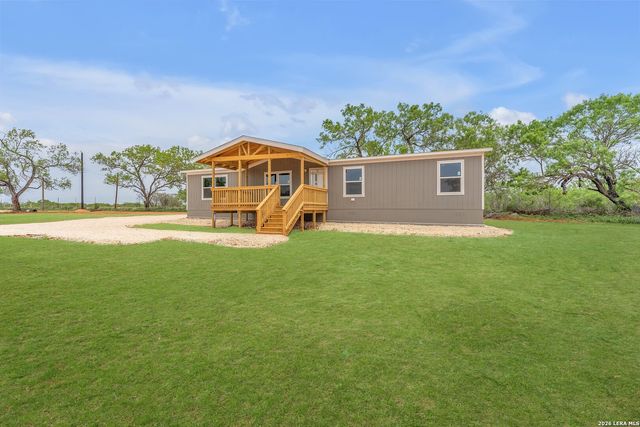 2711 FM 1332, Jourdanton, TX 78026