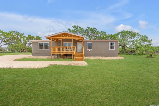 2711 FM 1332, Jourdanton, TX 78026