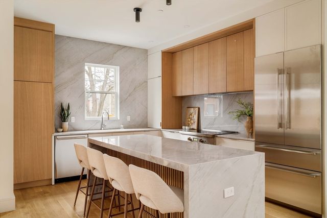 20 Wendell Street 4, Cambridge, MA 02138