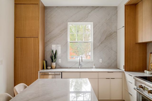 20 Wendell Street 4, Cambridge, MA 02138