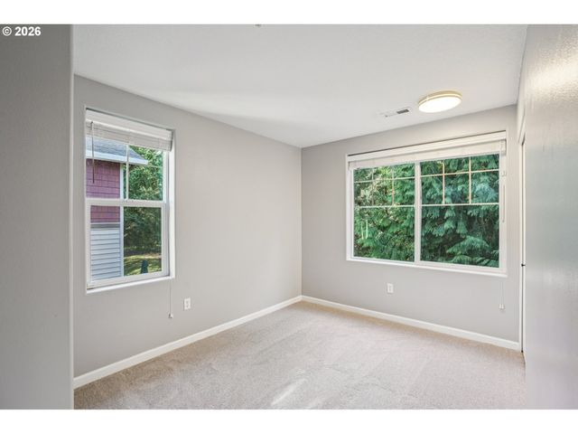10739 Sw CANTERBURY Ln 101, Portland, OR 97224
