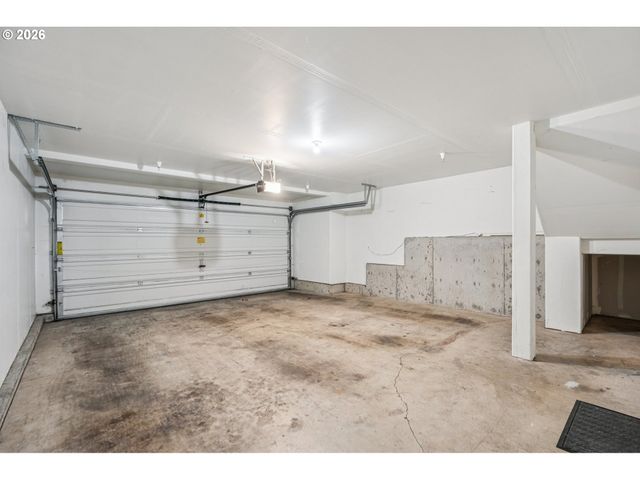 10739 Sw CANTERBURY Ln 101, Portland, OR 97224