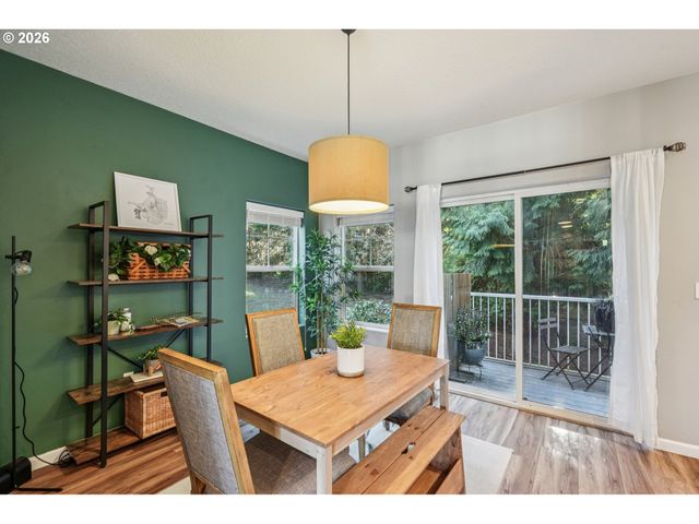 10739 Sw CANTERBURY Ln 101, Portland, OR 97224