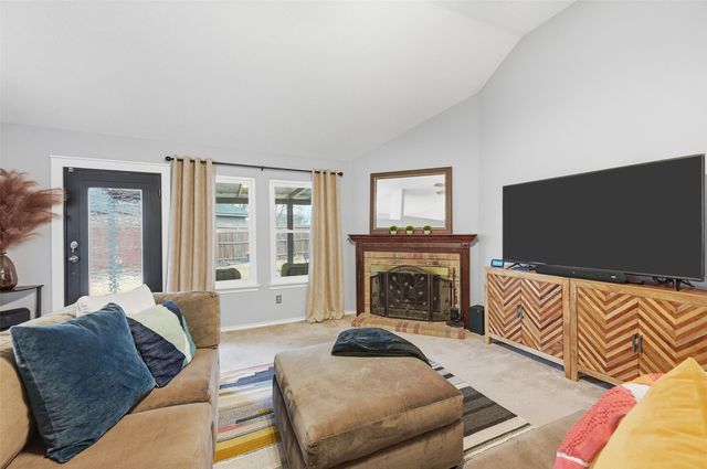 4803 Hollow Tree Court, Arlington, TX 76018