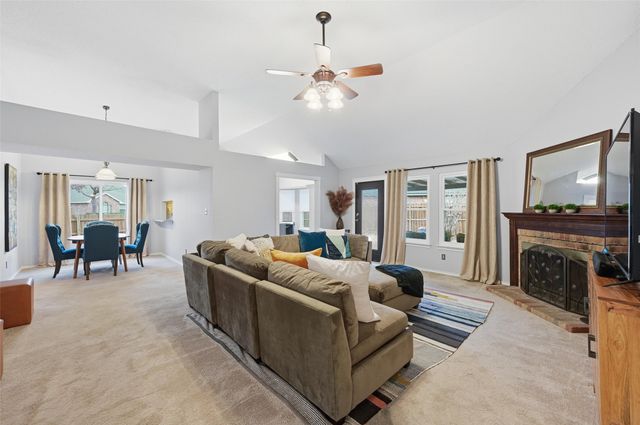 4803 Hollow Tree Court, Arlington, TX 76018