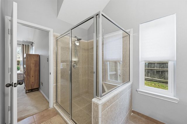 4803 Hollow Tree Court, Arlington, TX 76018