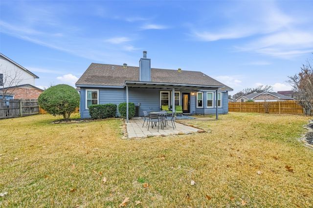 4803 Hollow Tree Court, Arlington, TX 76018