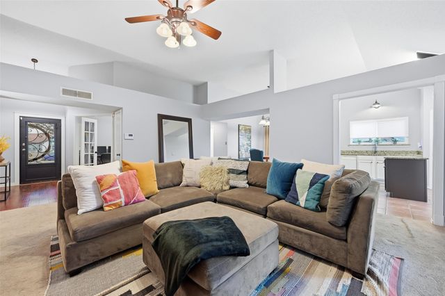 4803 Hollow Tree Court, Arlington, TX 76018