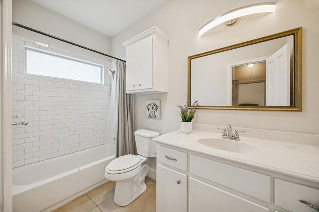 725 Martin Street A, Houston, TX 77018