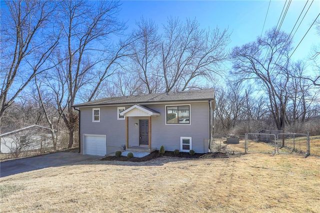 1121 Cordell Street, Excelsior Springs, MO 64024