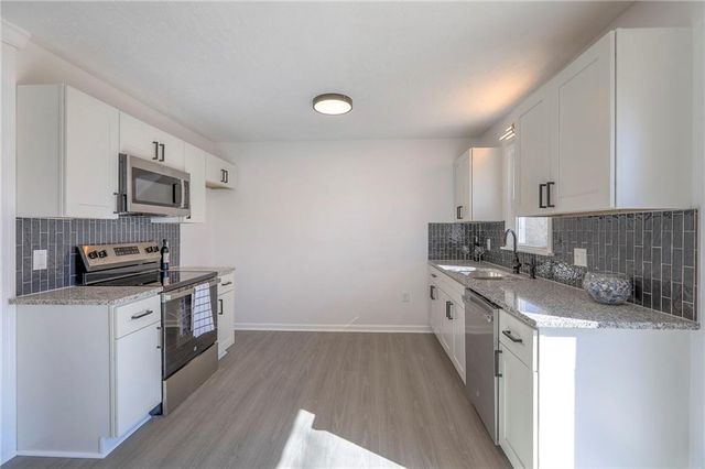 1121 Cordell Street, Excelsior Springs, MO 64024