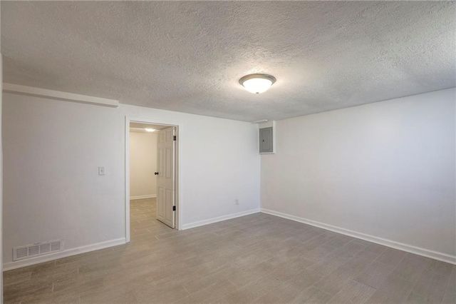 1121 Cordell Street, Excelsior Springs, MO 64024