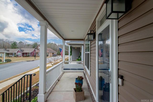 257 Prospect Park Circle, Bryant, AR 72022