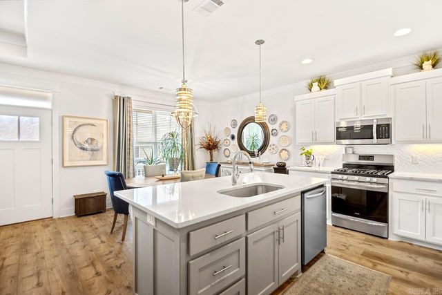 257 Prospect Park Circle, Bryant, AR 72022