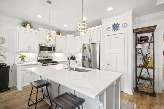 257 Prospect Park Circle, Bryant, AR 72022