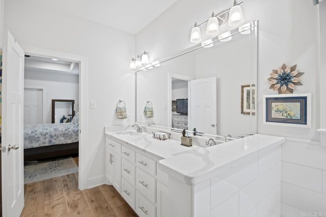 257 Prospect Park Circle, Bryant, AR 72022