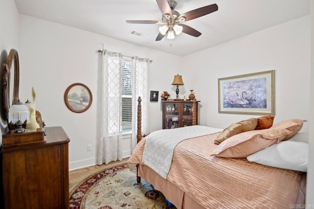 257 Prospect Park Circle, Bryant, AR 72022