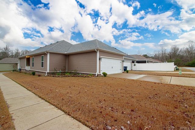 257 Prospect Park Circle, Bryant, AR 72022