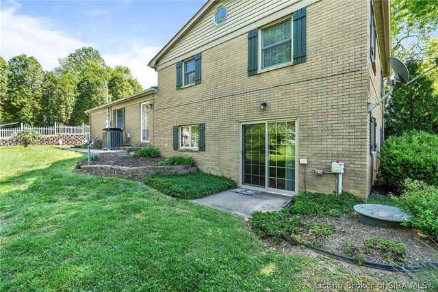 4013 Scenic Valley Road, Floyds Knobs, IN 47119