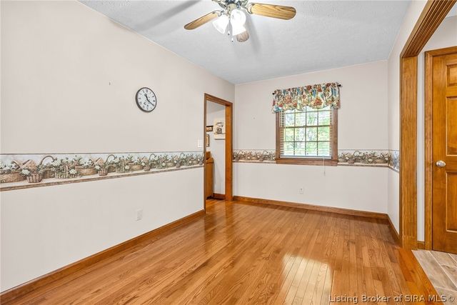 4013 Scenic Valley Road, Floyds Knobs, IN 47119