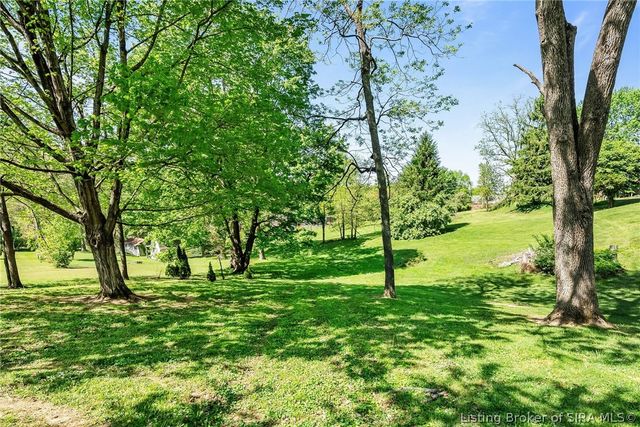 4013 Scenic Valley Road, Floyds Knobs, IN 47119