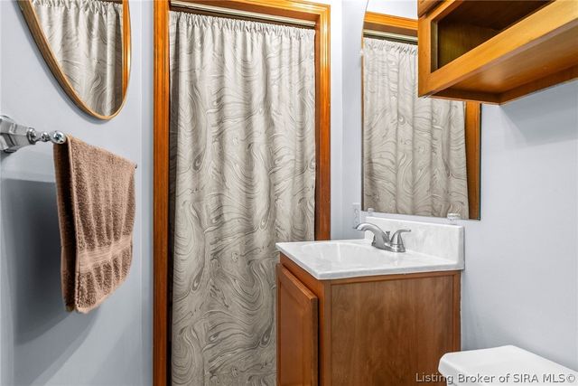 4013 Scenic Valley Road, Floyds Knobs, IN 47119