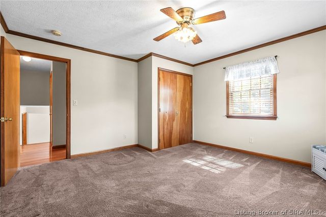 4013 Scenic Valley Road, Floyds Knobs, IN 47119