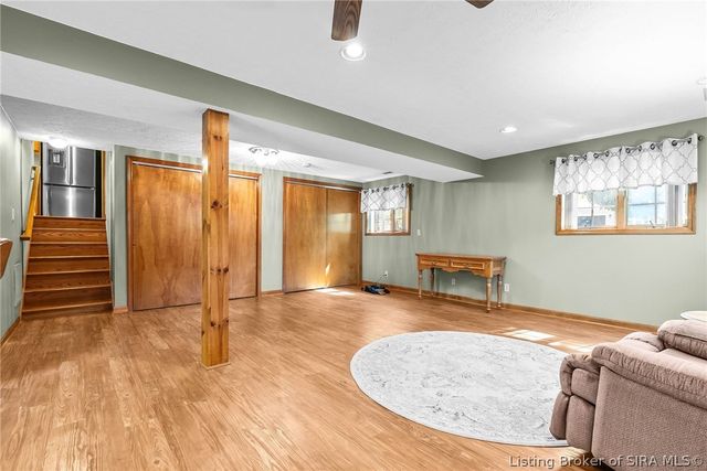 4013 Scenic Valley Road, Floyds Knobs, IN 47119