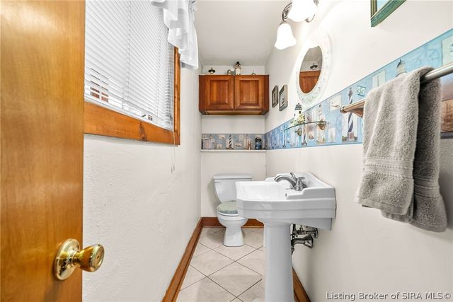 4013 Scenic Valley Road, Floyds Knobs, IN 47119
