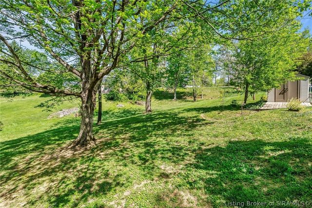 4013 Scenic Valley Road, Floyds Knobs, IN 47119