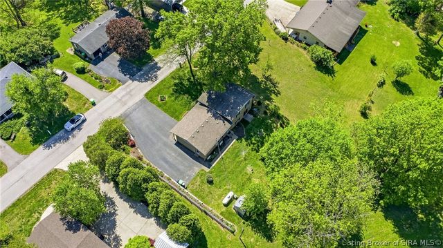 4013 Scenic Valley Road, Floyds Knobs, IN 47119