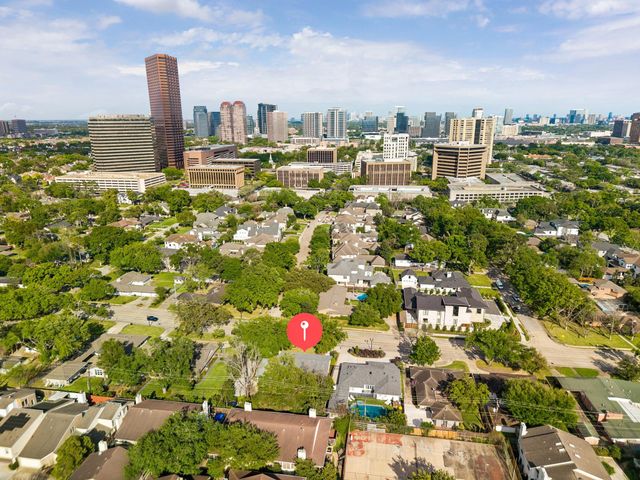 1902 Chimney Rock Road, Houston, TX 77056