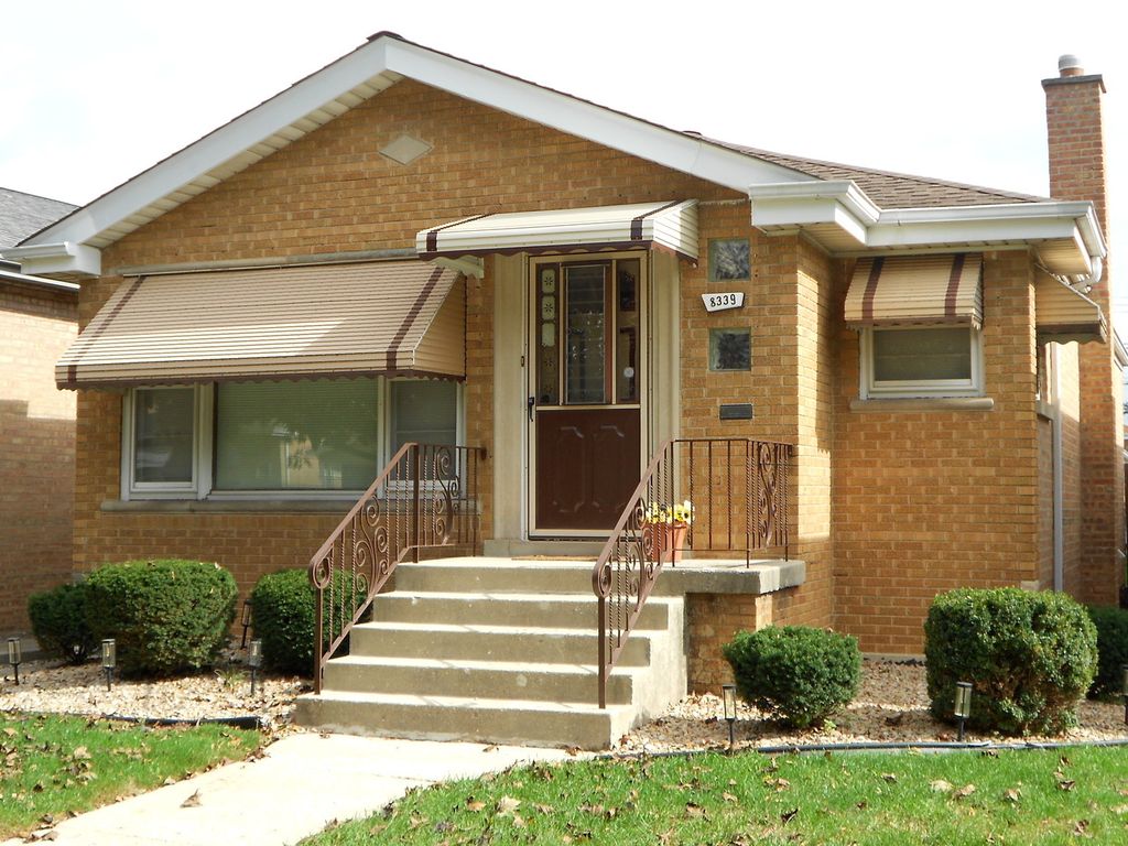 8339 S Kenneth Avenue, Chicago, IL 60652 — photo 2