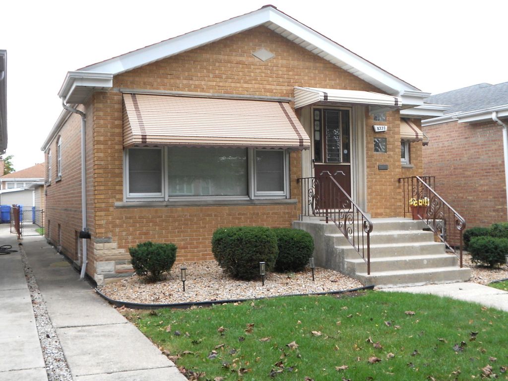 8339 S Kenneth Avenue, Chicago, IL 60652 — photo 3