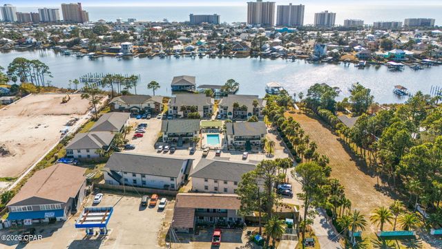 7813 N Lagoon Drive 5C, Panama City, FL 32408