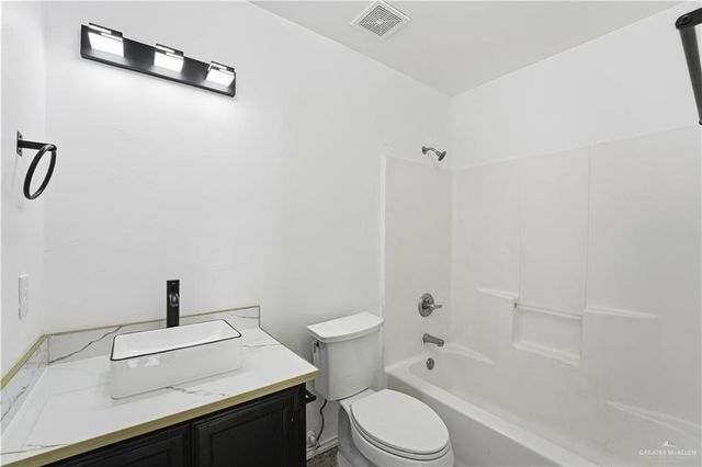 710 Sherryl Avenue, Pharr, TX 78577