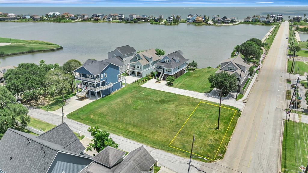 0 Hall Street, Lot 5, Seabrook, TX 77586