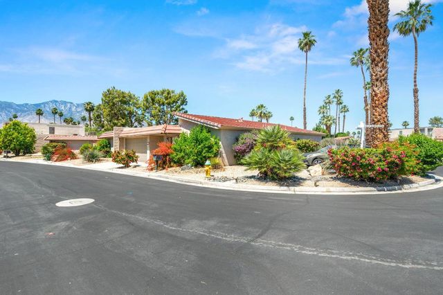 68390 Calle Barcelona, Cathedral City, CA 92234