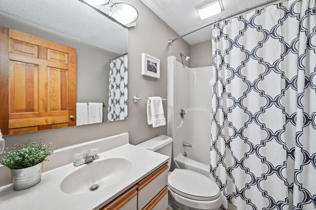 18 Walker Pond Road, Conway, NH 03818
