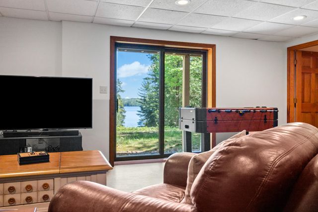 18 Walker Pond Road, Conway, NH 03818