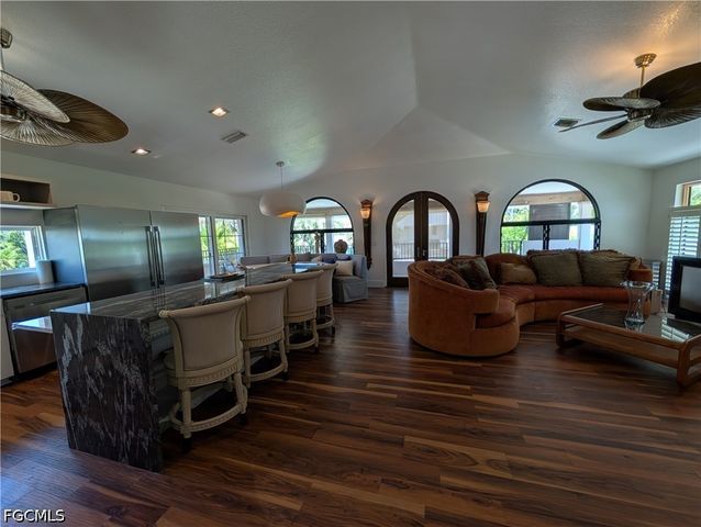 14952 Kimberly LN, Fort Myers, FL 33908